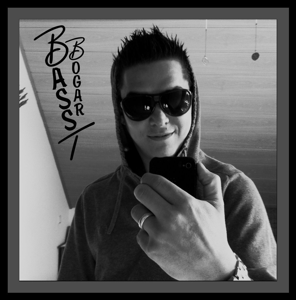 Newcomer Dj from Cologne, Germany, Since January 2013 in Practice! Style Focus at Minimal & TechHouse