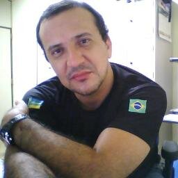 Professor de Jiu Jitsu Brasileiro, faixa Preta 4 graus (Brazilian Jiu Jitsu teacher, Black belt 4 degrees).
CAC (atirador esportivo)
Patriota🇧🇷🇧🇷🇧🇷