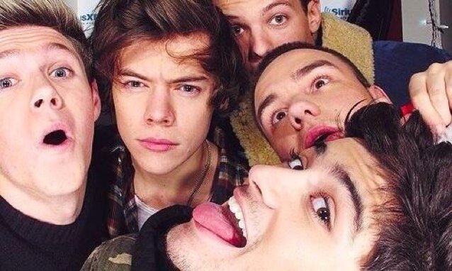 dont follow this one, please follow @zniamburrito ! xxx