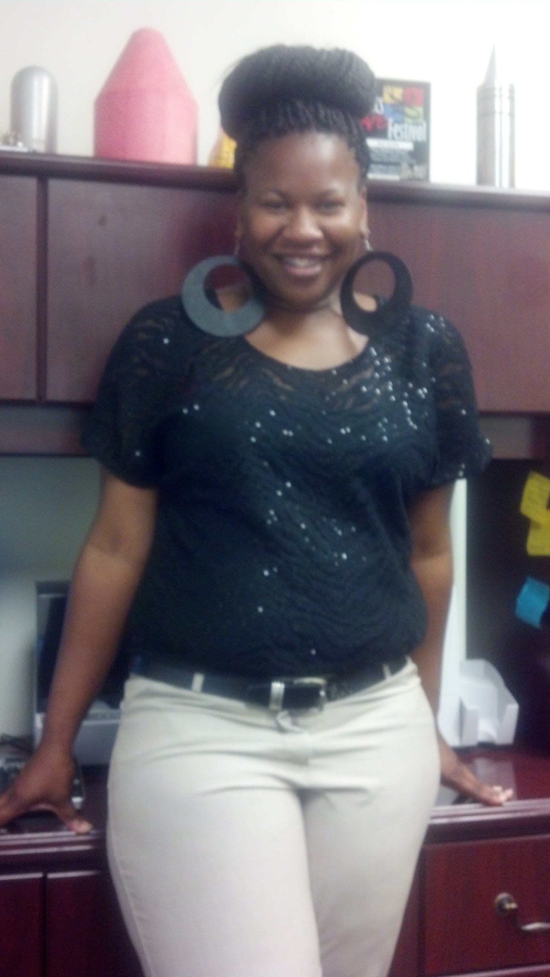 HoldinMyHeadHI's profile picture. Sumwhere doin Wht da Fucc I wanna do...