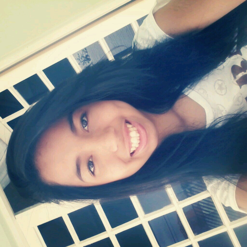 18, geminiana, feia, boba,ciumenta carinhosa, safada, Sao-paulina  #CocaCola, #Chocolate, #Deus, #FamiliaTodaBoa! Quer saber mais? #Follow-me u.u