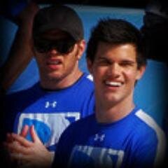 I Love @KellanLutz and #TaylorLautner
@TayLautnerSmile