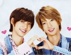 皆さんはじめましてmixiでペネロペ☆☆と登録してます(*^^*)超新星のユナクとJYJジェジュンとBOYFRIENDのヨンミンが特に大好きです★あとSM☆SH、2PM､Super JuniorやSHINee  大国男児 FT ISLAND  B1A4やKARAや少女時代やAfterSchoolやINFINITE BI