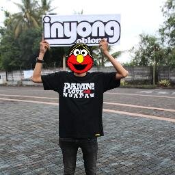 Kaos Inyong merupakan brand kaos dari daerah Jawa Tengah, khususnya daerah  Banyumas yang memiliki dialek bahasa Ngapak.