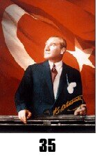Ülküsü ve ülkesi için doğruları paylaşır..