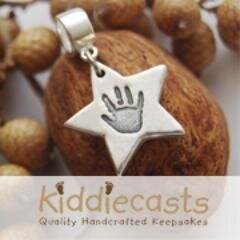 Quality 3D hand/feet casts, silver fingerprint jewellery, mugs & more.  Kiddiecasts creates unique handcrafted keepsakes of your loved ones for you to cherish.