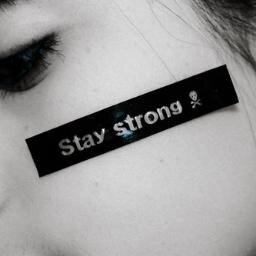 Mis cinco chicos me enseñaron a perseguir mis sueños, que algún día se cumplirán. Lo que no te mata, te hace mas fuerte. Stay Strong. I´m a warrior.❝ ❞♧ ☯ »» ★