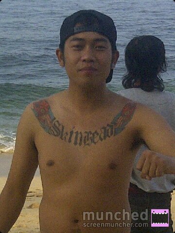 dediperching's profile picture. Bangkit melawan atau tunduk ditindas 25FD6118