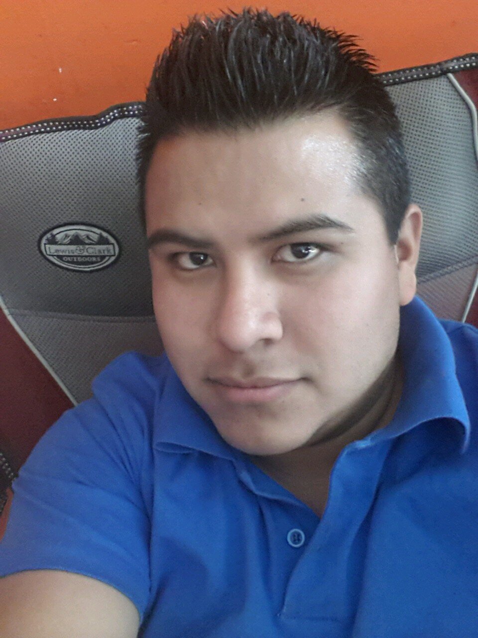 Dedicado al transporte y la construcción los autos son mi pasión!