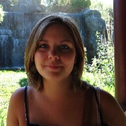 Etudiante en Communication (ISFSC)