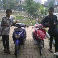 Gada orang pinter kalo gada orang bego, intinya orang pinter suka bego-begoin orang bego. dasar bego!
