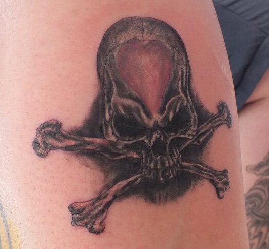 We are tattoo, piercing and bodymod studio based in Banbury town center, above Toni&Guy (first floor). The entrance is through Toni & Guy.