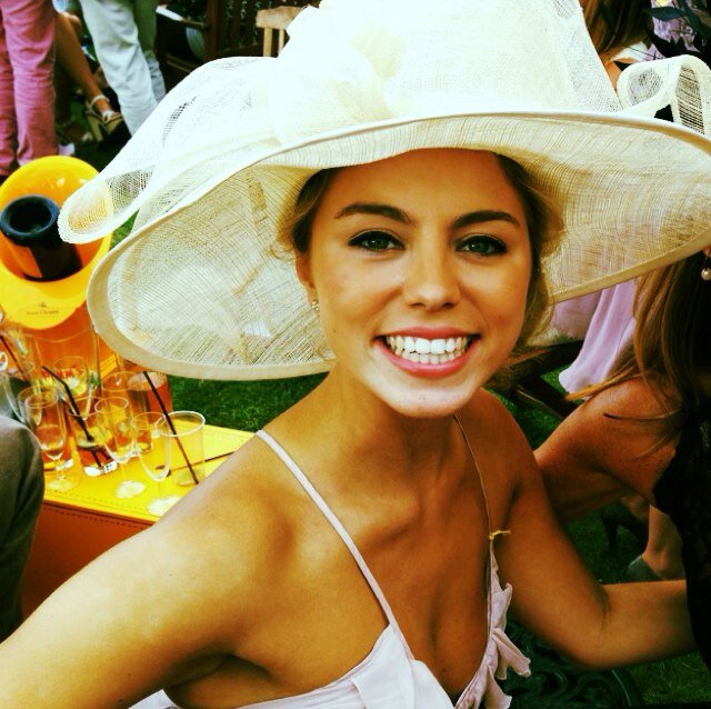 RosieHen94's profile picture. Pig'inel