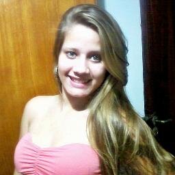 Sou tudo menos perfeita mais sei te fazer sorrir :)
