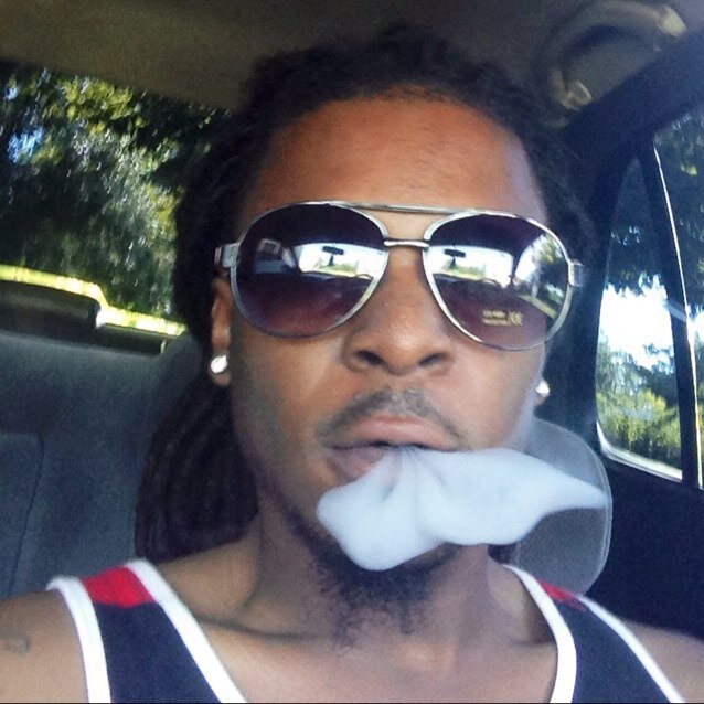6'2 180 im just a young nigga tryna get ritch im on my $Krilla shit smoke alot of good weed fuck alot of bitches shout out to aw my Hatas#Team kavaria Team Heat