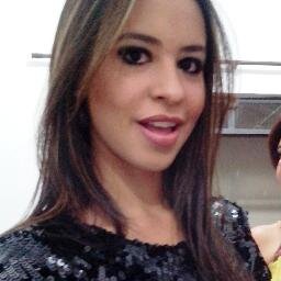 Cruzeirense praticante, capricorniana típica. Isso tudo on fire.