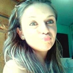 Queria voltar no tempo só pra reviver alguns momentos. (!!)*