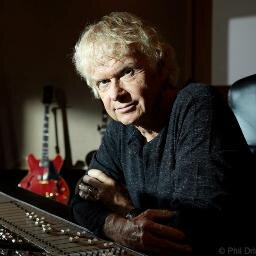 Official Twitter account of musician Phil Driscoll.
Facebook - http://t.co/Q1kbONwTgB, Instagram - http://t.co/iFSxMbPY7L