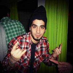 El aire se hizo todo azúcar con su voz, ah ah ah…
y no me pude resistir sin respirar...