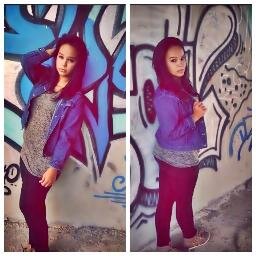 I'm BIG directioner :D Follow me and follow you back :)) I love it One Direction :$ My big dream to meeting with the boys.♥ComeTo Hungary x♥ :)