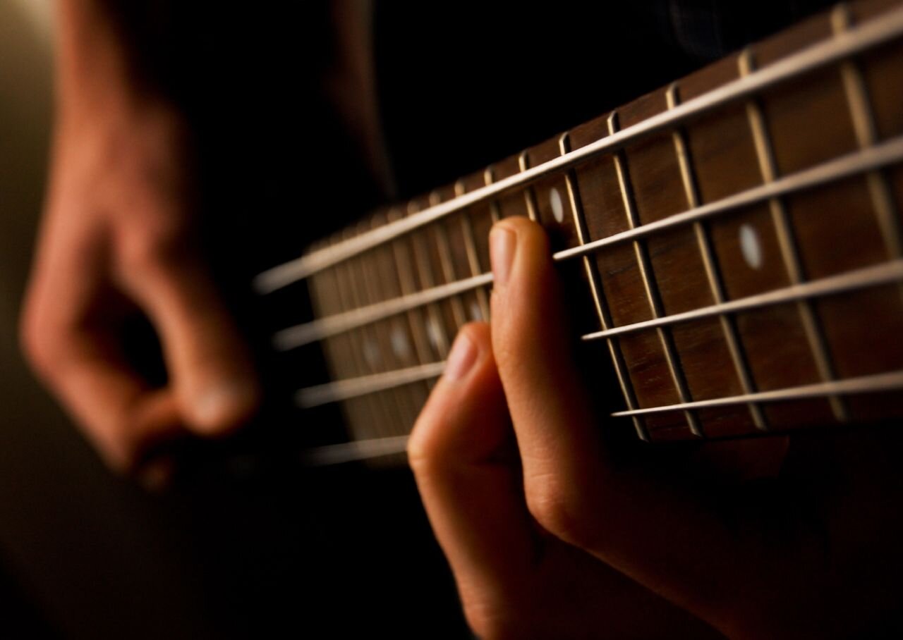 Screeching All The Sharp Tones & All the Sour Tunes, So NOW, You'll Never Have To!.  - -  Gimme a Shout!