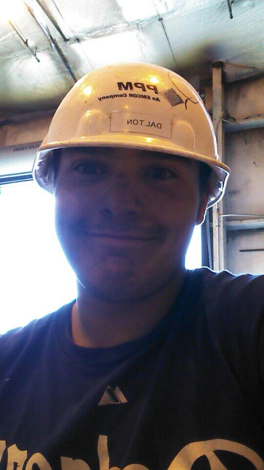 bigDaksamit's profile picture. 