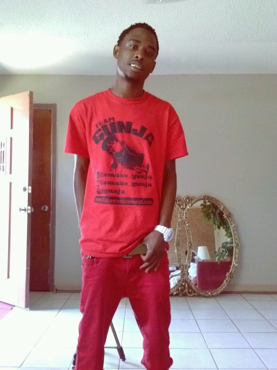 AYYYYYEEEE STR8 TURNT IN THE VILLE TURNUP #TEAMGUNJA FCK WIT ID YUNG NIGGA