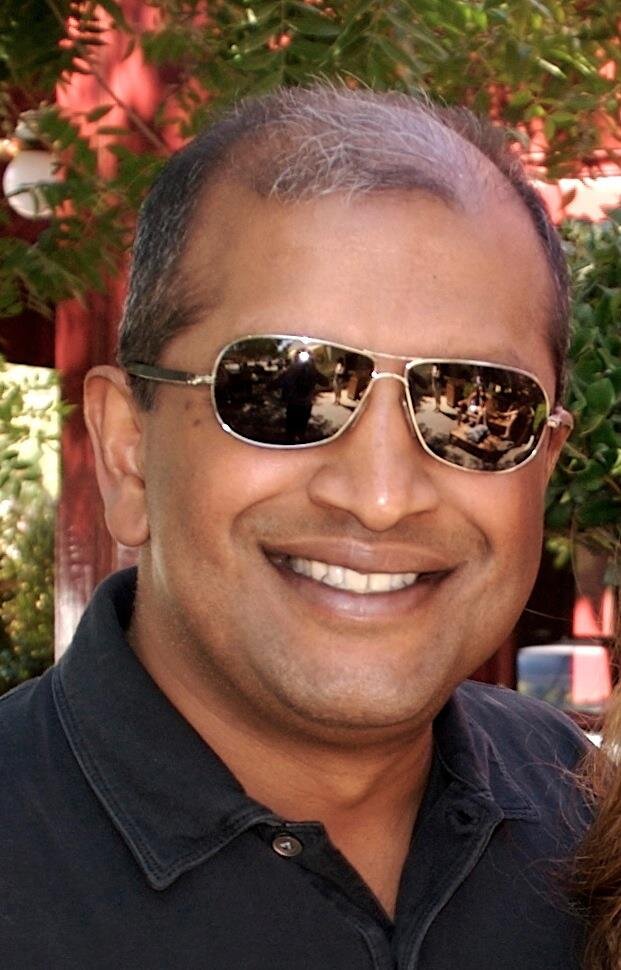 Father of two, amateur photographer, globe-trekker, music lover.