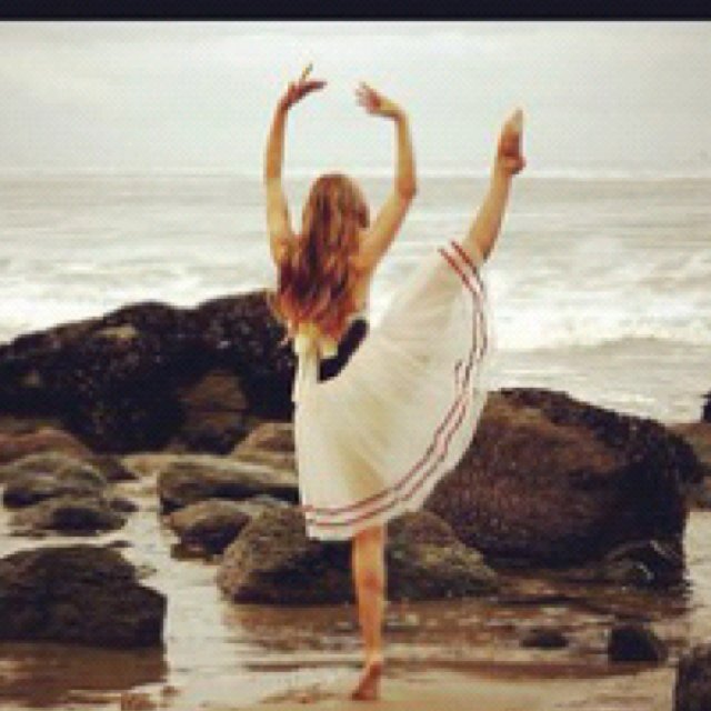 Hee guys I tweet ballet facts so you really need to follow me. My instagram is : @ballarinapictures love you all ❤ 6-9-13❤
Miley Cyrus ❤