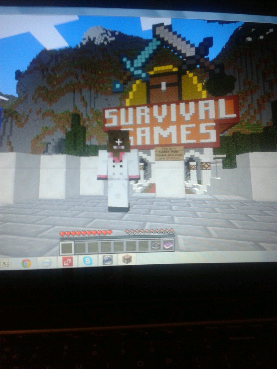 AyRtOnCont's profile picture. 