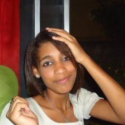 E eu quando penso que esqueci, meu coração grita: não, ainda está tudo aqui s2 *-------------------------* s2