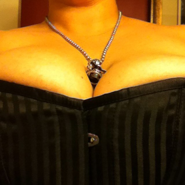 Sharing my errant thoughts with you. @speevis is my Lover, Jester and Troubadour.