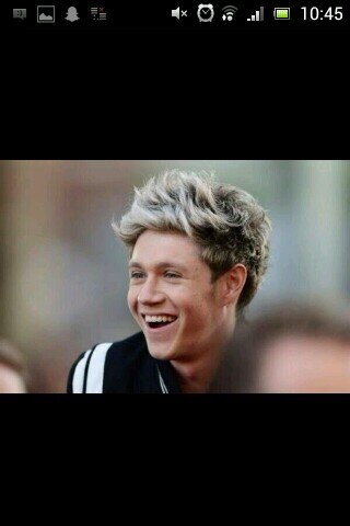 I follow back..love you niall