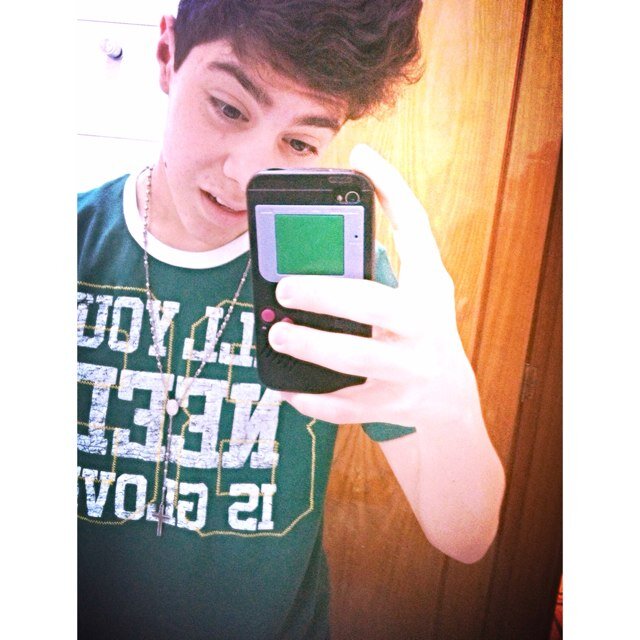 Filho de Deus, a busca da felicidade! Instagram: matheusoto segue la, bjbj ;*
