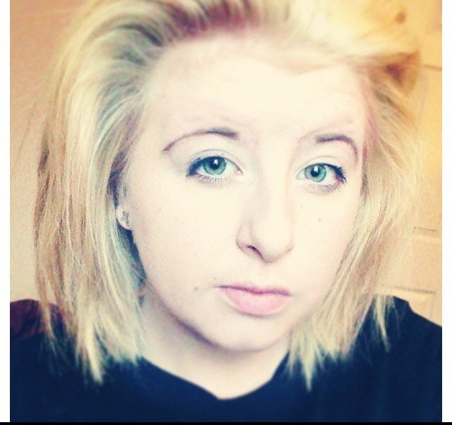 15,england and i have a crush on lana and miley.