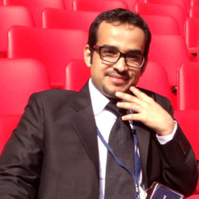 Master in Finance,Banker corporate department.مهتم بإدارة المال والأعمال باحث في الادارة الاستراتيجية و إدارة الشركات العائلة.Change or you will be changed.