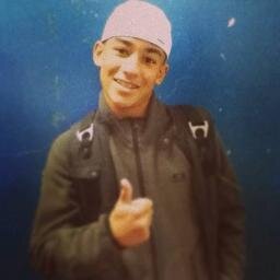 Sagitariano, 15 anos, Jogador de futebol, Solteiro, Amo minha Família, Amo meus Amigos, Quer saber Mais ? Segue aê rs : ]