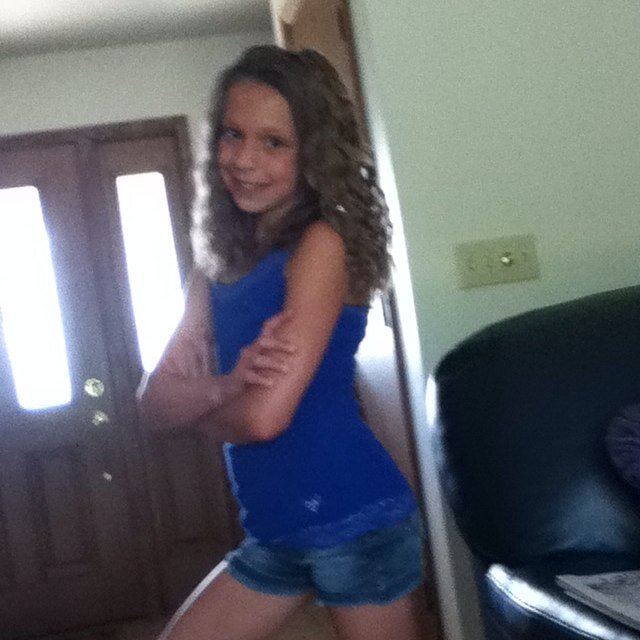 I love hanging out with my bff,aubrey i also love cheer