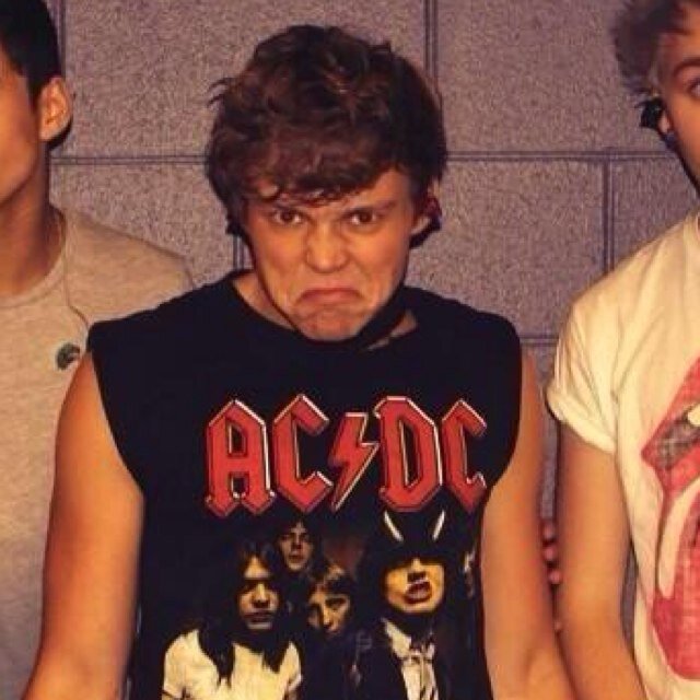 Hi free follow from @dangeredstyles please follow her ilysm:)