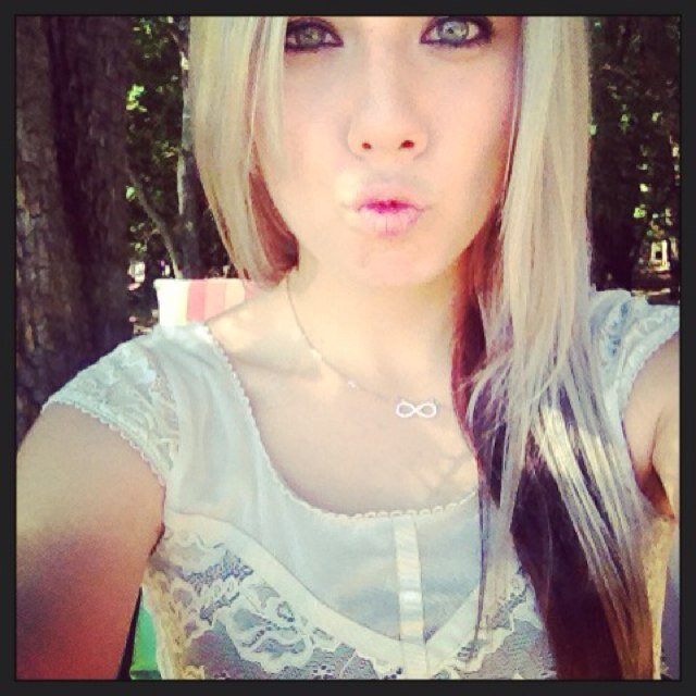 FalonPinheiro's profile picture. I love my husband and my cat :)