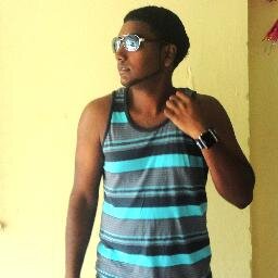 Hi ! My name is Davan ,I'm awesome  and I love to laugh and have fun  =] Follow me & I'll followback #TeamFollowback #YOLO. #TeamScorpio..Google knows me !! XD