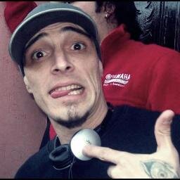 http://t.co/i84jasfJhj... http://t.co/5vAhOhzOCx