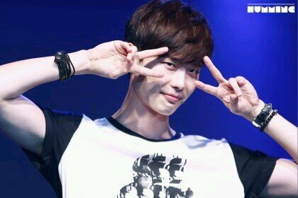 withjs011's profile picture. 