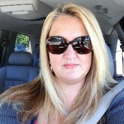 Mom of 4, married to my high school sweetheart. Blogging at https://t.co/utawFfBbTC. Fan of everything Disney & foster Mom to kittens. #DisneySMC  #DisneyMoms