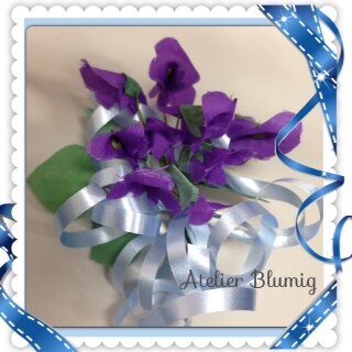 AtelierBlumig's profile picture. ★アトリエ・ブルーミッヒ★ 花を作るのがすき。布花、コットン糸で編む小さな花、スタンプワークなど。