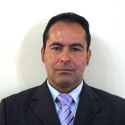 Ingeniero Electronico, Administrador de Negocios azar