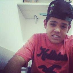 Soobbree Miim vsÊe peensÁ ooqee quiiseer!* ;] Deus s2  Apaixonadoo 33 hehe   seguuui ?