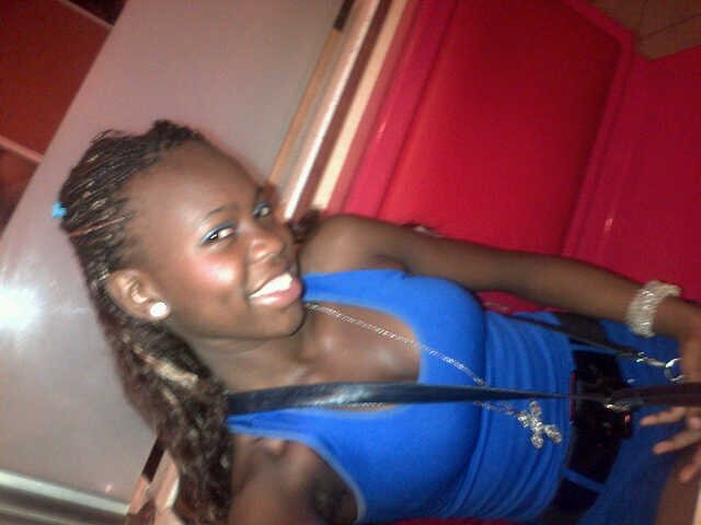 NF=NFB☺...BFF'@xArielleL♥ TrotsOpMezelf!!x♥_ YOLO=YouOnlyLoveOne♥