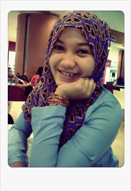 RezkyAbriyani1's profile picture. 