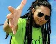 iNtiNya , ,,, ReGGea ......Don't Worry Uyye...